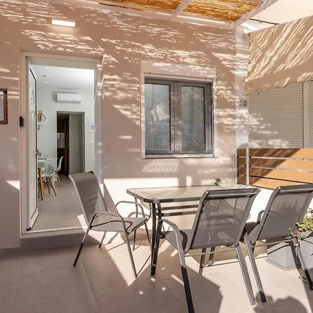 Fifika's Beachside House Κως Πόλη