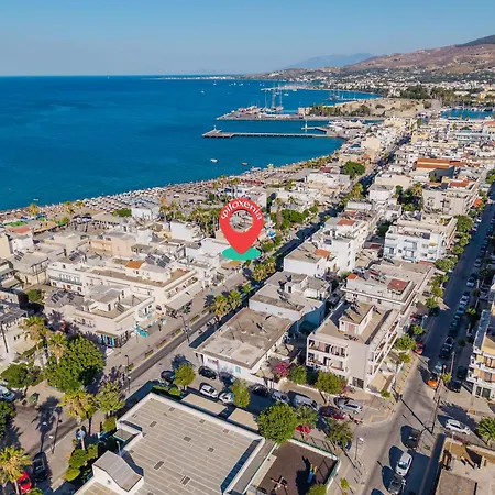 Fifika's Beachside House